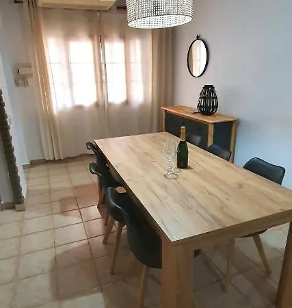 Beach Comfort Bbq Apartment